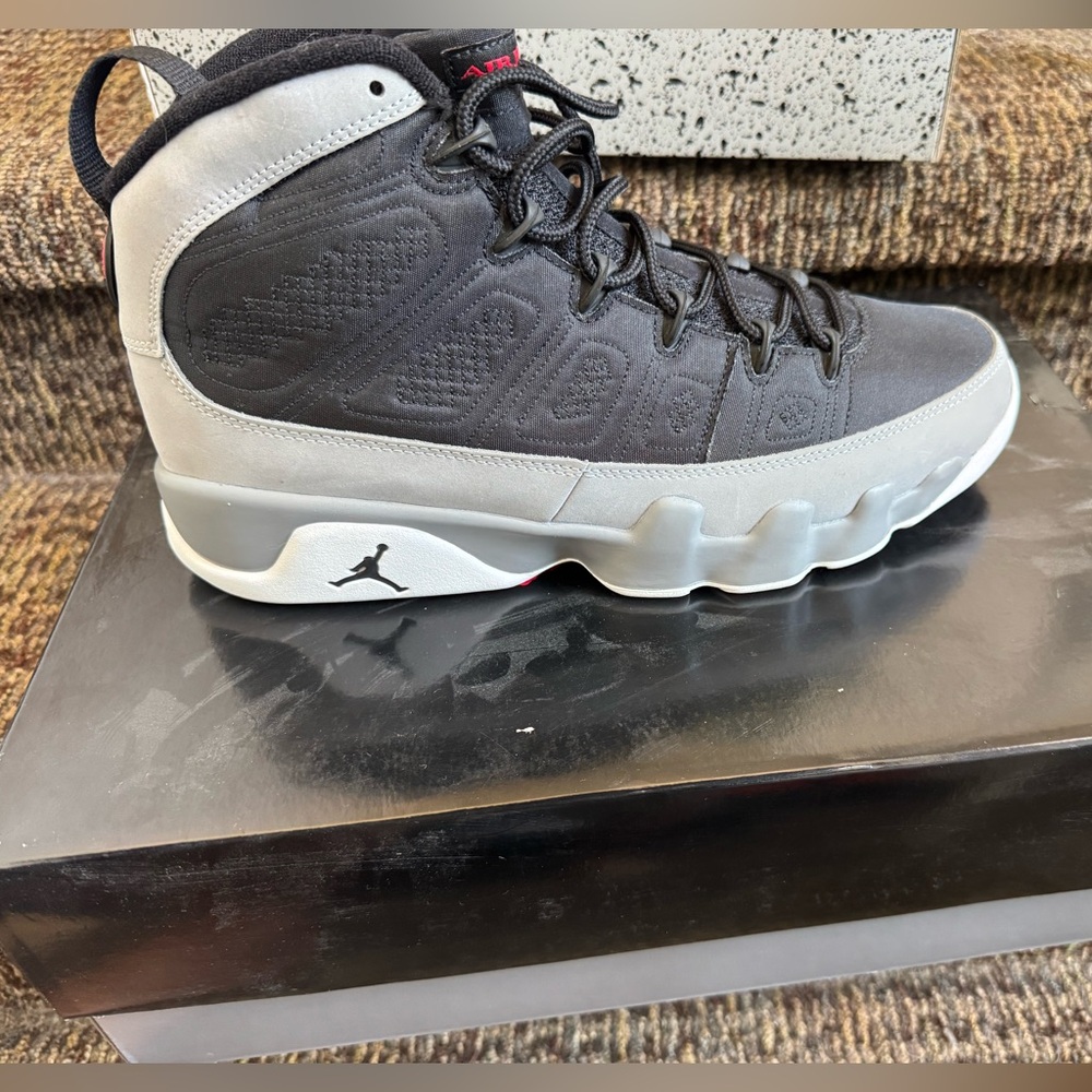 Jordan Retro 9 size 10 New